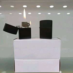 Zippo çakmak